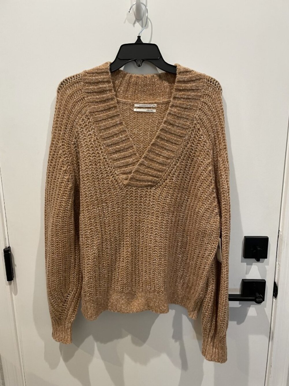 Anthropologie deep V-Neck Sweater - Size Large - Brand new w/tags! Retail $118